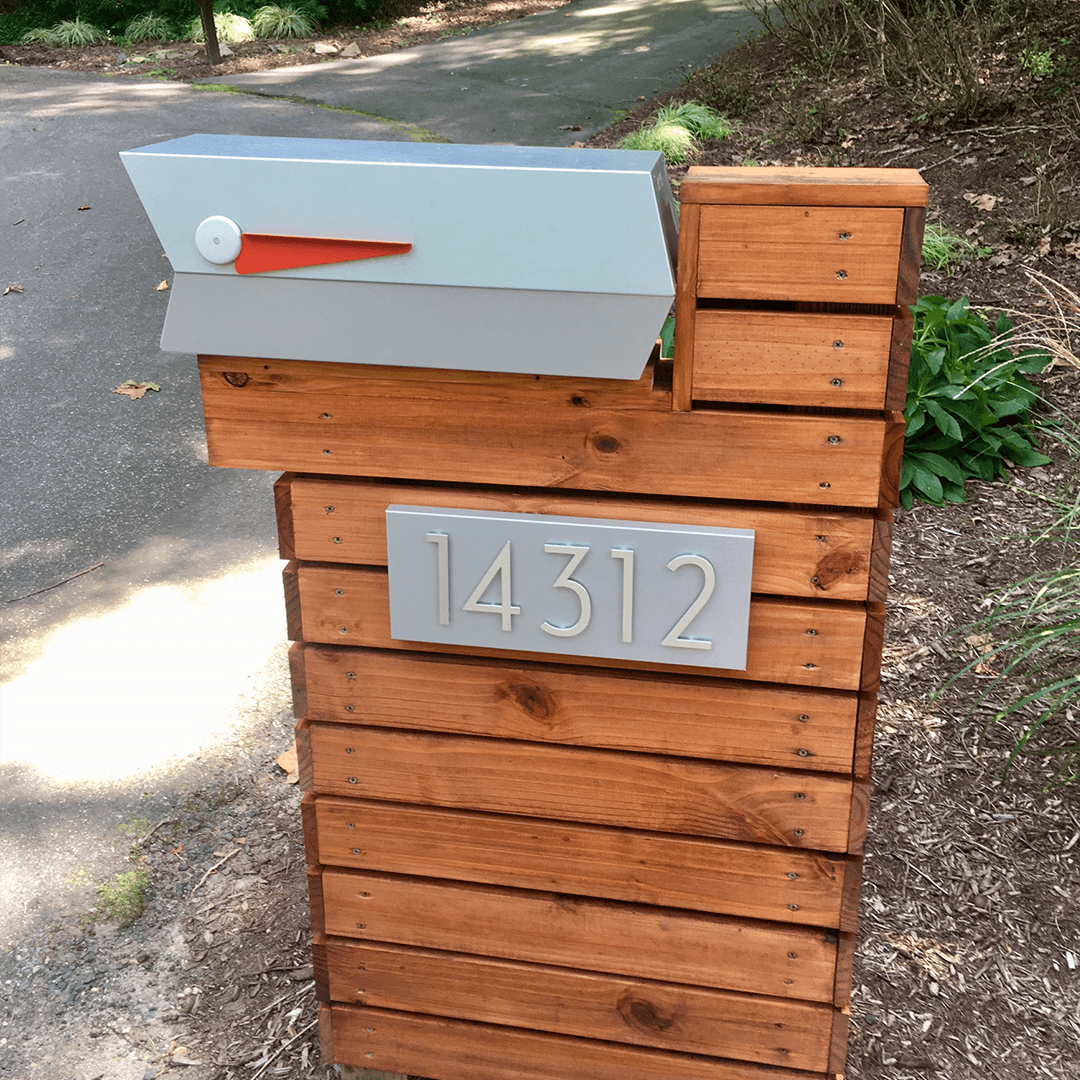 The Modbox Mid-Century Modern Curbside Mailbox — Monochrome Collection