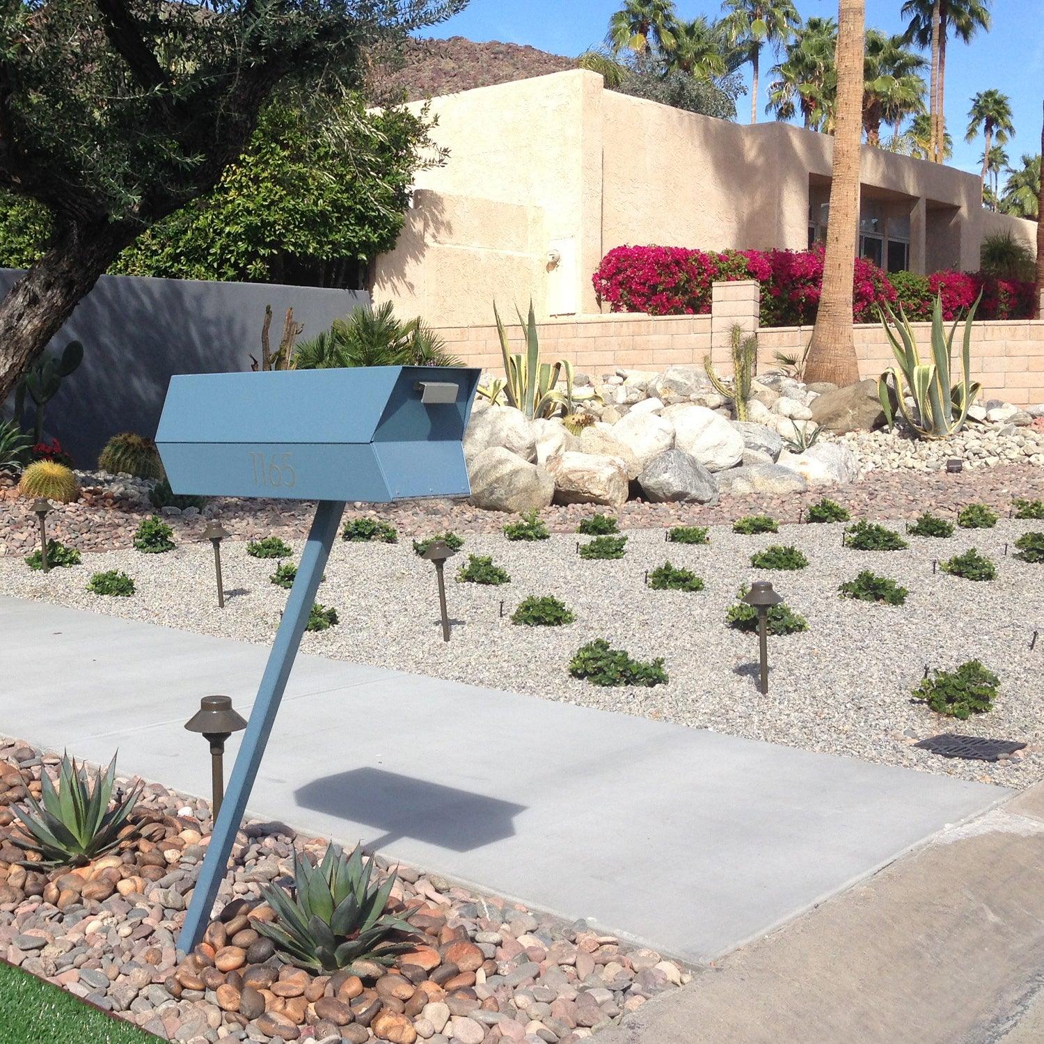The Modbox Mid-Century Modern Curbside Mailbox — Monochrome Collection