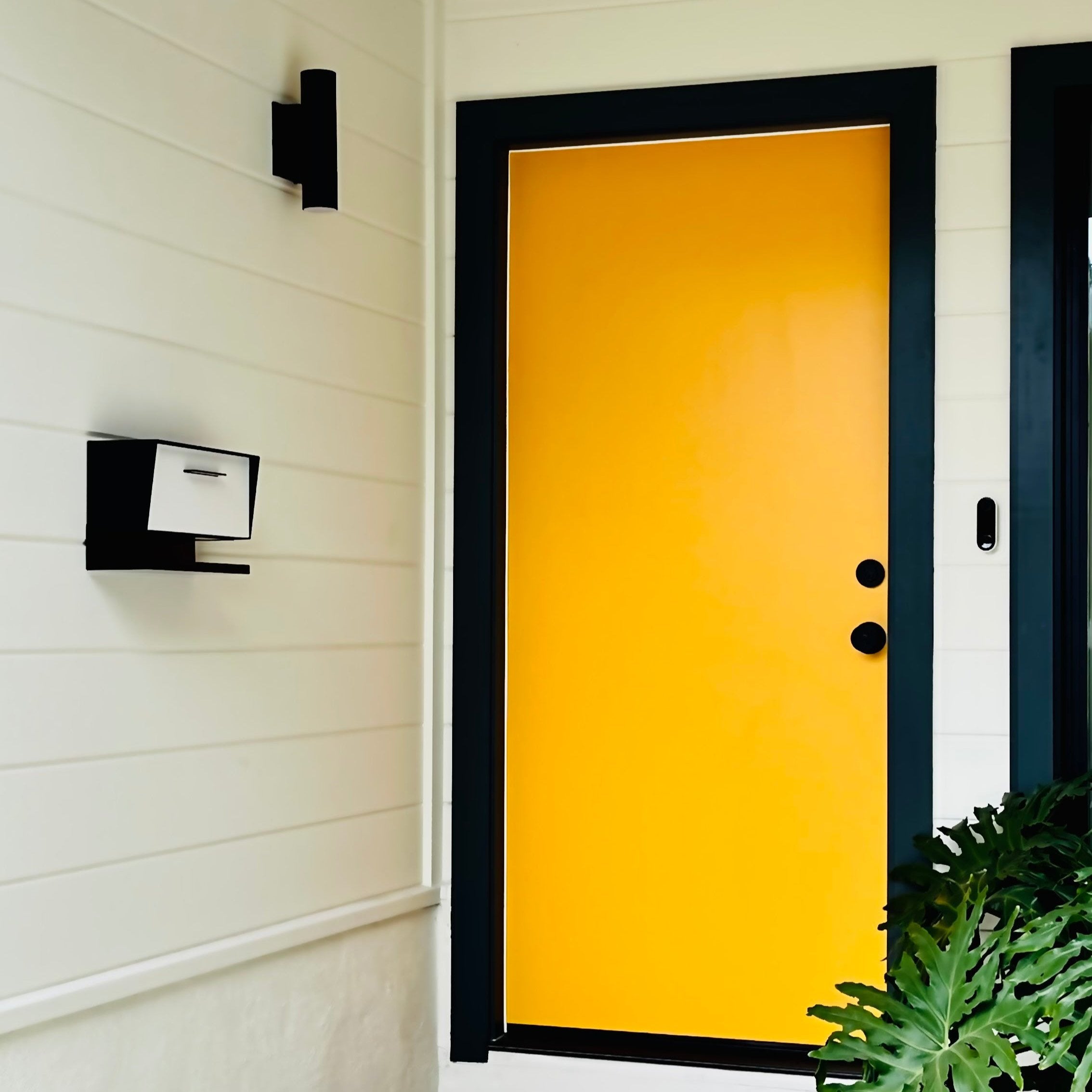 The Vista Mid-Century Modern Wall Mounted Mailbox — Classic Collection ...