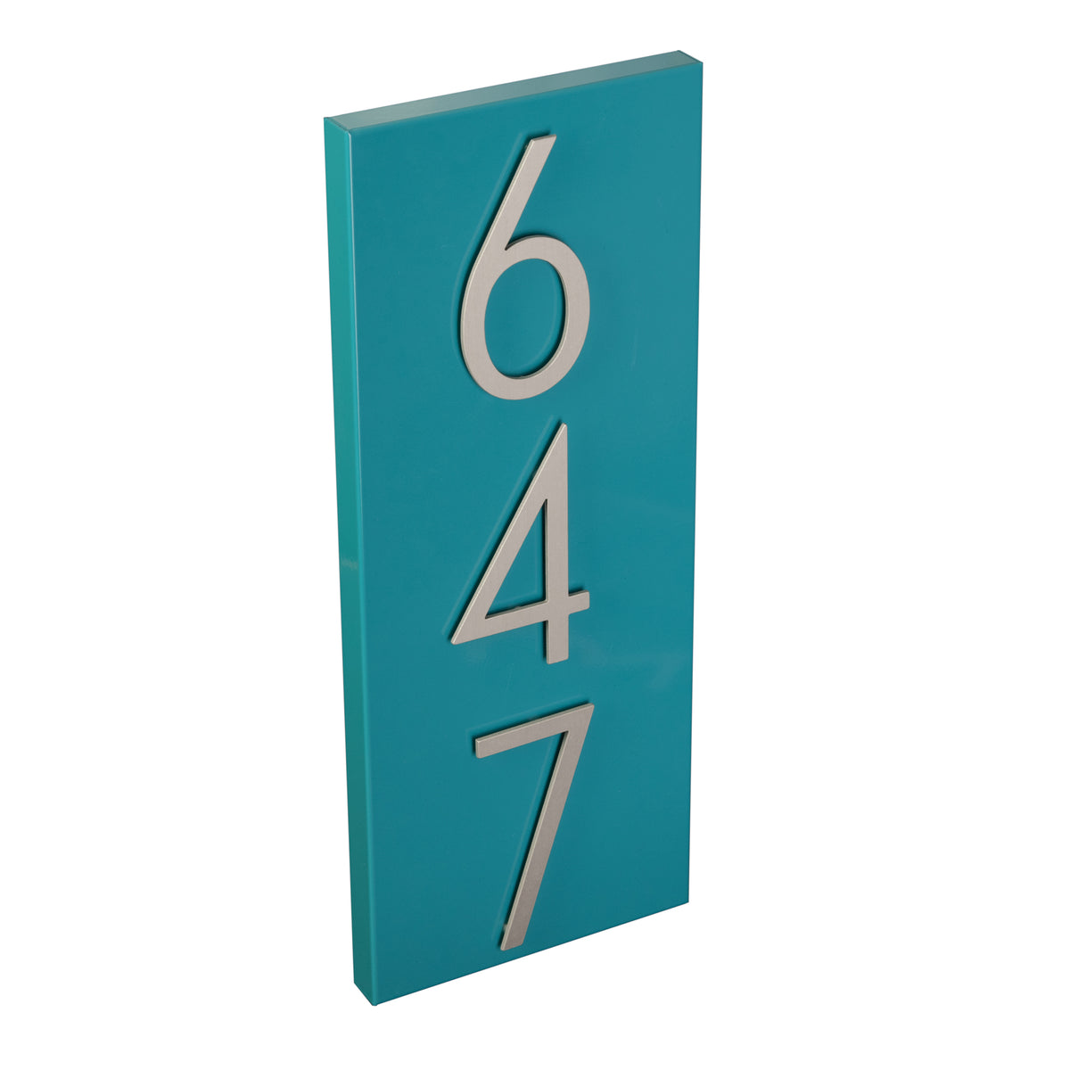 turquoise vertical address plaque with silver vertical numbers